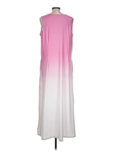 Elizabeth & Clarke Casual Dress (view 2)