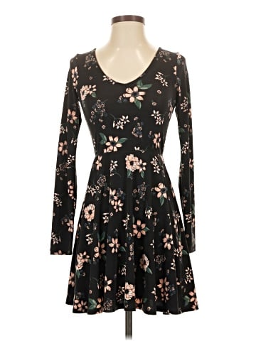 Unbranded Casual Dress (view 1)