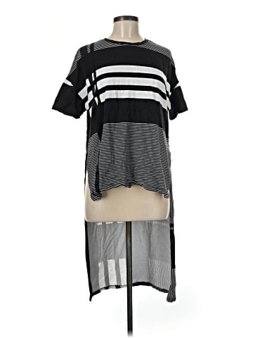 Trafaluc by Zara Short Sleeve T-Shirt (view 1)
