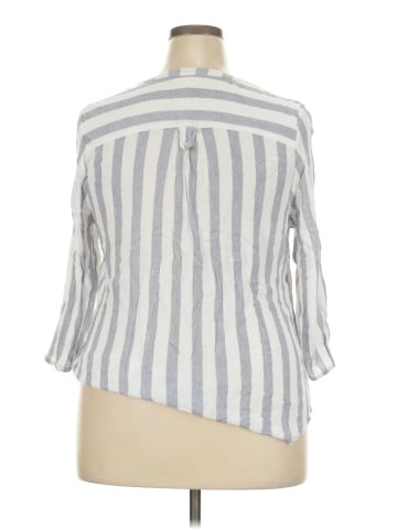 Market and Spruce 3/4 Sleeve Button-Down Shirt (view 2)