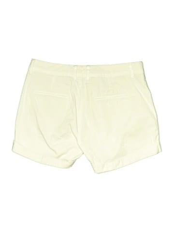 Vince. Khaki Shorts (view 2)