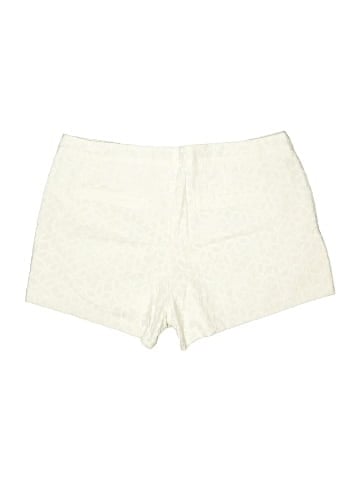 Elle Shorts (view 2)