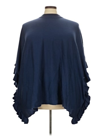 Creation L Poncho (view 1)