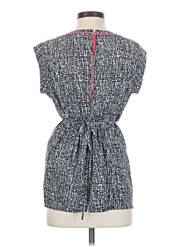 Motherhood Sleeveless Blouse (view 2)