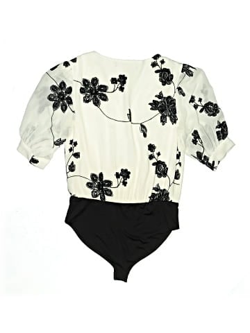 House of Harlow 1960 X Revolve 3/4 Sleeve Blouse (view 2)