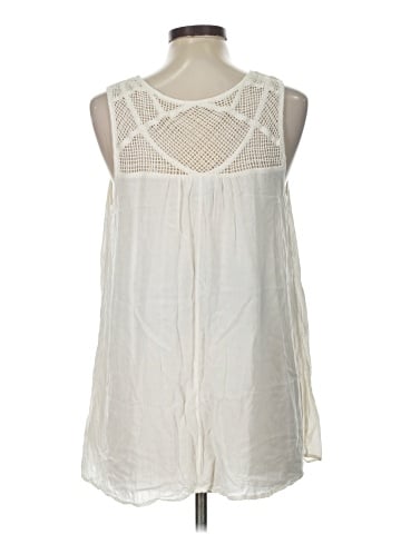 Liz Lange Maternity for Target Sleeveless Blouse (view 2)