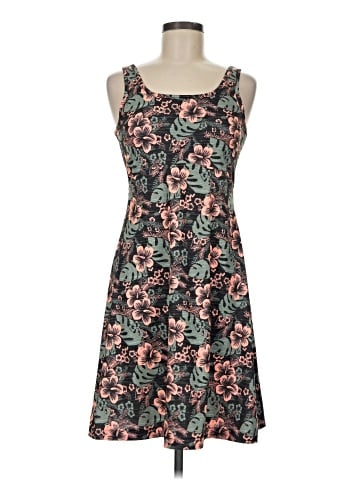 Columbia Casual Dress (view 1)