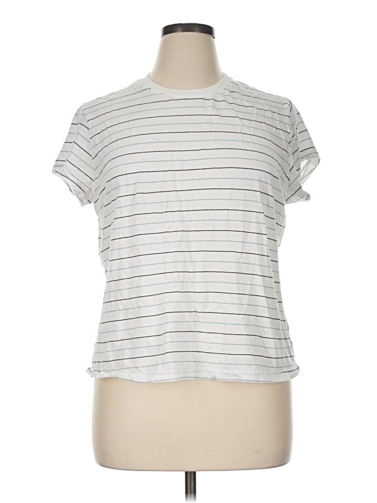 Pre-owned Universal Thread Short Sleeve T-shirt In Silver