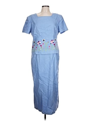 Sag Harbor Casual Dress (view 1)