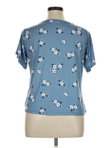 Elan Short Sleeve T-Shirt (view 2)