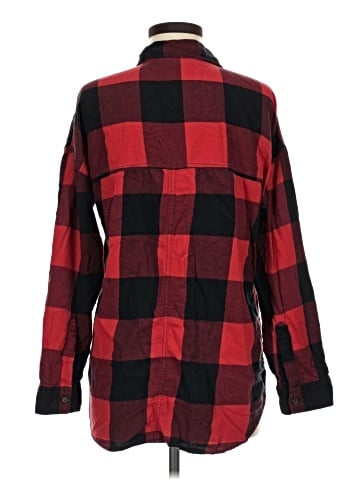 Old Navy Long Sleeve Button-Down Shirt (view 2)