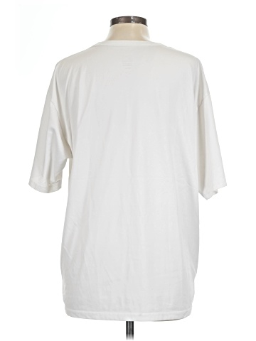 Nike Short Sleeve T-Shirt (view 2)
