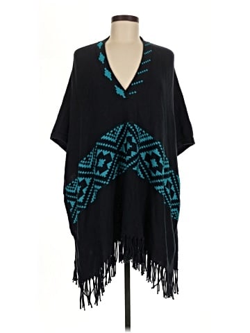 Minnie Rose Poncho (view 1)