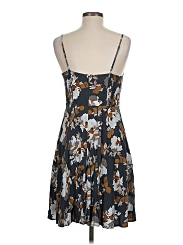 Old Navy Casual Dress (view 2)