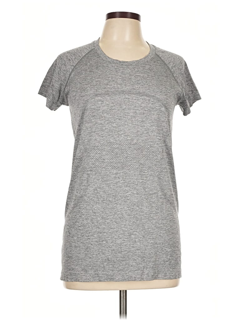 Pre-owned Lululemon Athletica Active T-shirt In Gray