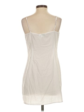 Club Monaco Sleeveless T-Shirt (view 2)