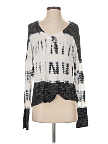Venus Pullover Sweater (view 1)