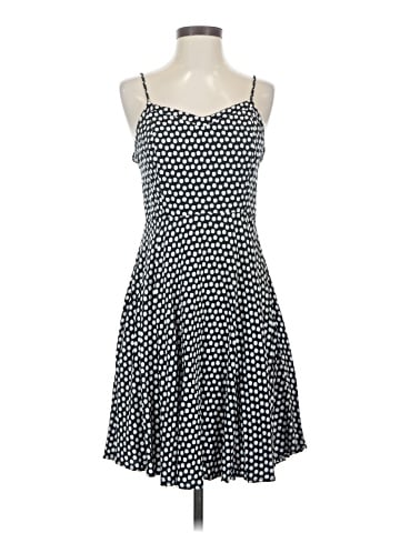 Old Navy Casual Dress (view 1)