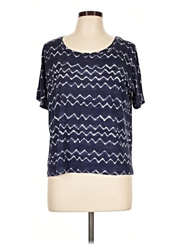 Old Navy Short Sleeve T-Shirt (view 1)