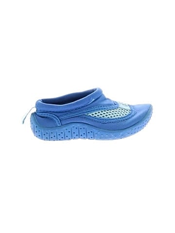 I Play Water Shoes (view 1)