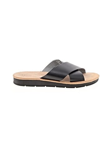 IZOD Sandals (view 1)