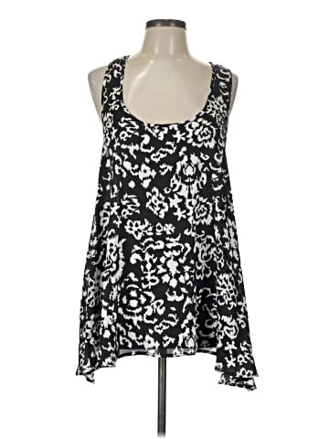 Violet & Claire Sleeveless Blouse (view 1)