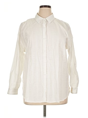 Gloria Vanderbilt Long Sleeve Button-Down Shirt (view 1)