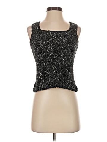 One Girl Who Sleeveless Blouse (view 1)