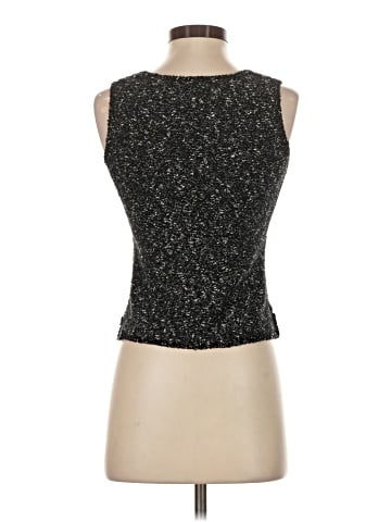 One Girl Who Sleeveless Blouse (view 2)