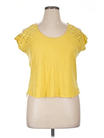TWO by Vince Camuto Short Sleeve Top (view 1)