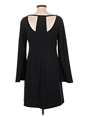Donna Morgan Casual Dress (view 2)