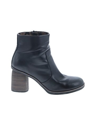 Korks Ankle Boots (view 1)