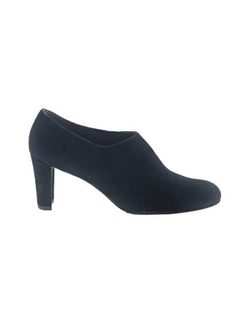 Stuart Weitzman Heels (view 1)