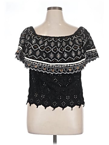 Hemant & Nandita Short Sleeve Top (view 1)