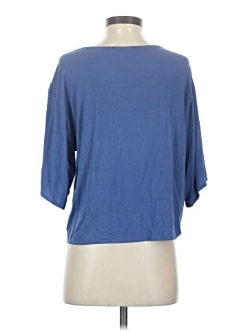 Kim & Cami Short Sleeve Blouse (view 2)