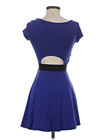 American Eagle Outfitters Casual Dress (view 2)