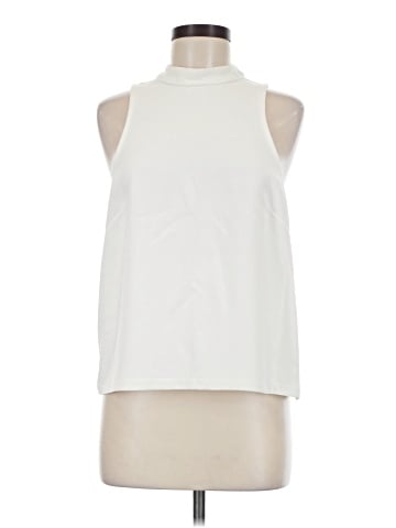 The Fifth Sleeveless Blouse (view 1)