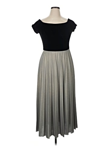 Donna Morgan Casual Dress (view 1)