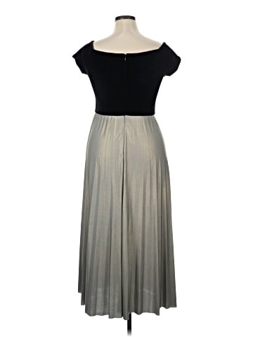 Donna Morgan Casual Dress (view 2)