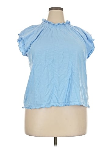 Crown & Ivy Short Sleeve Top (view 1)