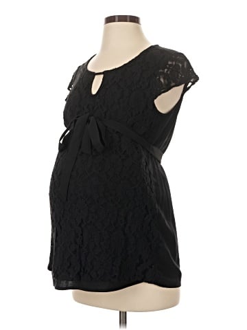 Two Hearts Maternity Sleeveless Top (view 1)
