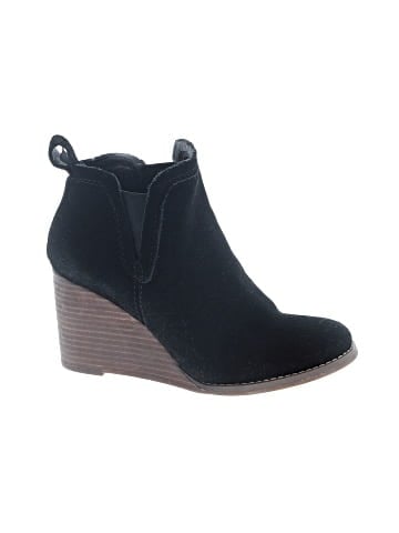 Crown Vintage Wedges (view 1)