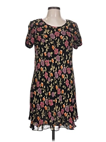 Liz Claiborne Casual Dress (view 1)