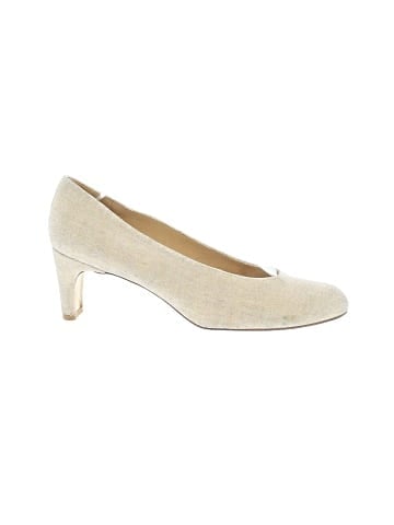 Stuart Weitzman Heels (view 1)