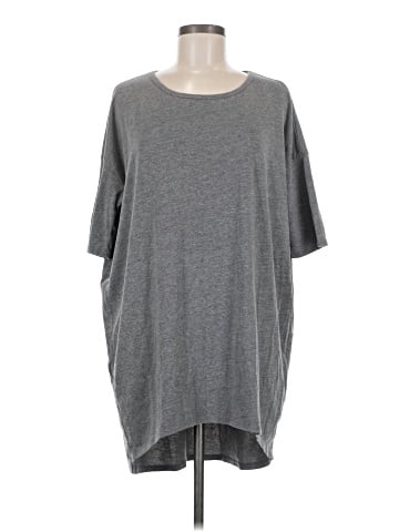 Lularoe 3/4 Sleeve T-Shirt (view 1)