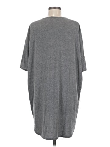Lularoe 3/4 Sleeve T-Shirt (view 2)