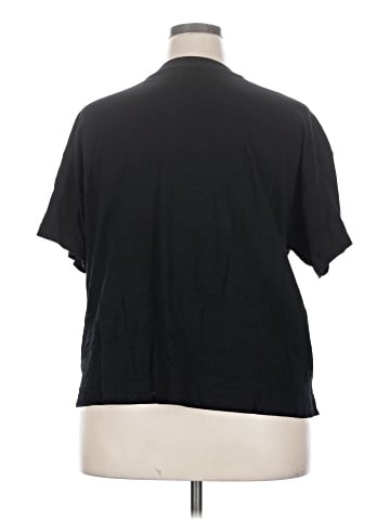 Old Navy Short Sleeve T-Shirt (view 2)