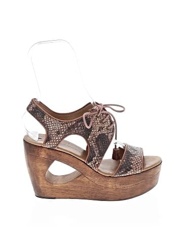 Schuler & Sons Philadelphia Wedges (view 1)