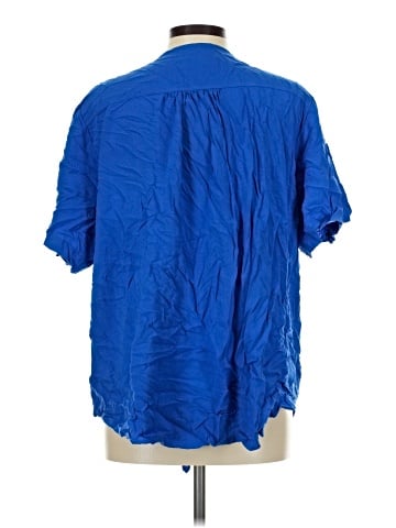 Karen Kane Short Sleeve T-Shirt (view 2)