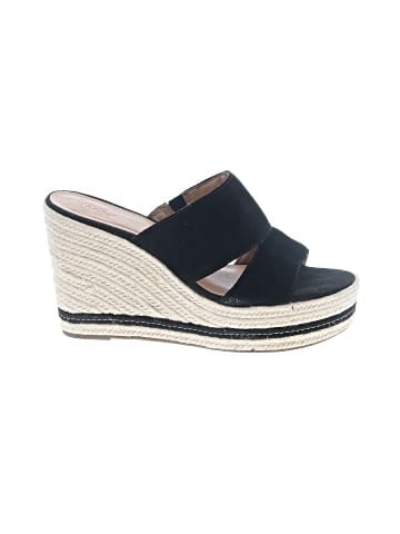 Crown Vintage Wedges (view 1)